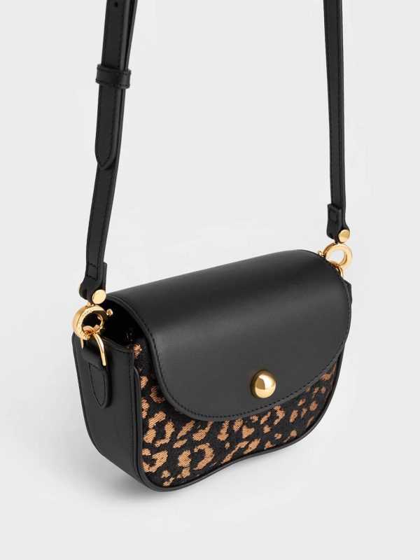 Beaded Metallic Handle Sculptural Bag – Animal Print Black